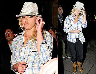 Photos of Britney Spears in London 2009-06-08 09:00:44