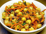 Chickpea, Carrot, and Currant Salad Chickpea, Carrot, and Currant Salad