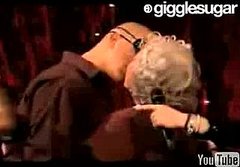 The Osbournes Reloaded: Would You Kiss a Total Stranger for $100? The Osbournes Reloaded: Would You Kiss a Total Stranger for $100?