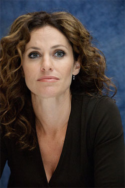 Interview with Amy Brenneman about Private Practice Season Finale
