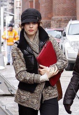 Rachel McAdams Doesn't Twitter Or Own a Television