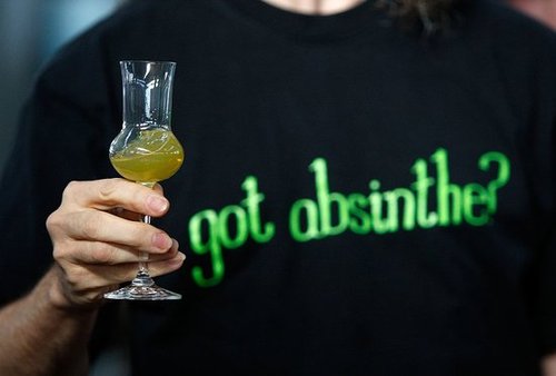 Virgin America Adds Absinthe to In-Flight Beverage Services