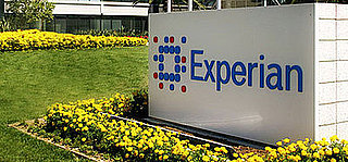 Experian Denies Consumers Access to Credit Scores