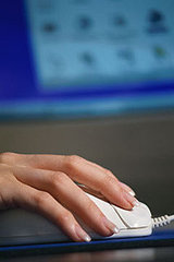 Do You Scare Yourself by Researching Ailments Online?