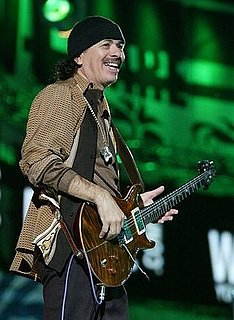 Carlos Santana Tells Obama to Legalize Pot