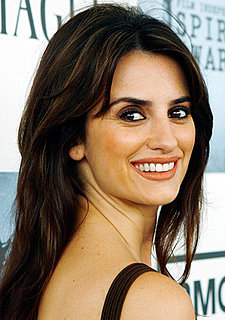 Penélope Cruz's Hair and Makeup at the 2009 Independent Spirit Awards