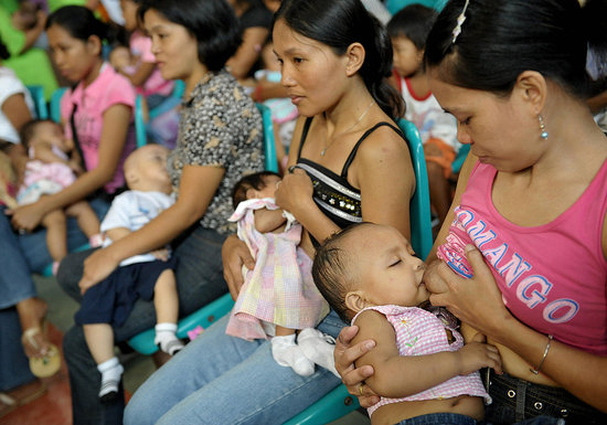 Four Ways Mothers Share Breastmilk Four Ways Mothers Share Breastmilk