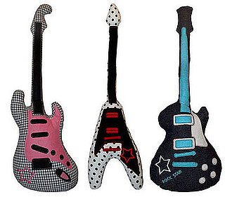 Lil Links: Make Music With These Awesome Guitars!