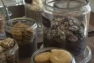 Lil Links: Dunk Your Cookies in Milk at a Sweet Baby Shower