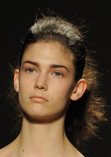 Let Your Brows Run Free Let Your Brows Run Free