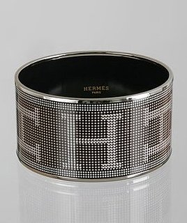 Hermès Pixelated Bangle: Totally Geeky or Geek Chic?