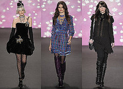 Agyness Deyn and Daisy Lowe on Catwalk For Anna Sui Agyness Deyn and Daisy Lowe on Catwalk For Anna Sui