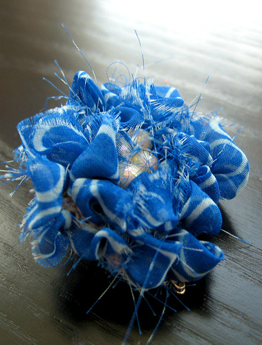 BROOCH
