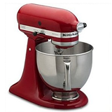Enter the YumSugar Sweet Valentine's Day Giveaway!