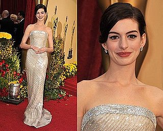 Oscars Red Carpet: Anne Hathaway