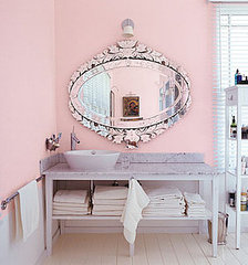 Casa Quickie: Mirror, Mirror Casa Quickie: Mirror, Mirror