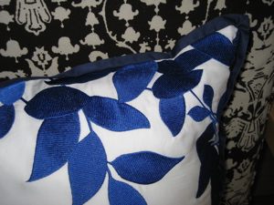 Casa Beta: Bliss Living Pillow