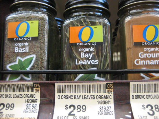 Bay Leaves Keep Pests Away
