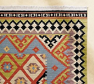Roundup: Fabulous Flat-Weaves