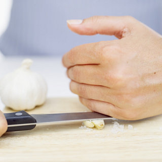 The How-To Lounge: Combatting the Smell of Garlic