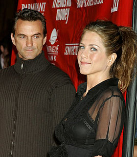 US Weekly Calls BS on Aniston's Rep
