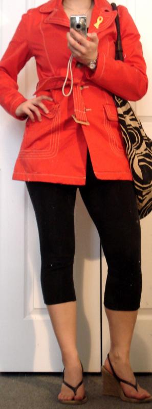 Look of The Day: Leggings Live On!