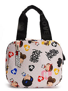 Fab Flash: Gwen Stefani Sues Forever 21 
