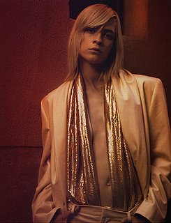 Androgynous 