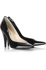 Trend Alert: Plunging Shoes