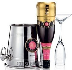 Simply Fab: Viktor & Rolf Rosé Sauvage 