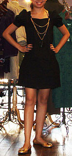 Look of the Day: A Tinge of Gold 