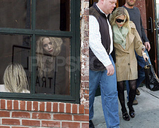 Mary Kate and Ashley Holed up in NYC Warehouse