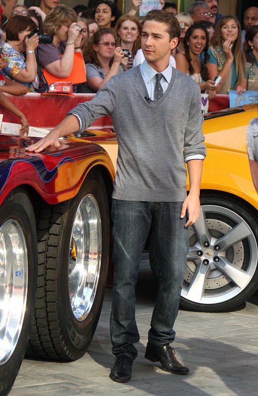 shia_labeouf_070625_06