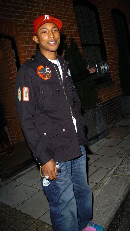 diddy_departs_1_wenn1426472 diddy_departs_1_wenn1426472