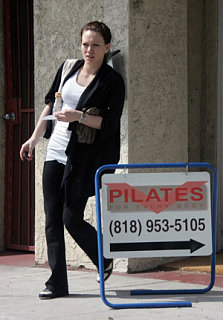 Hilary Duff Hearts Pilates