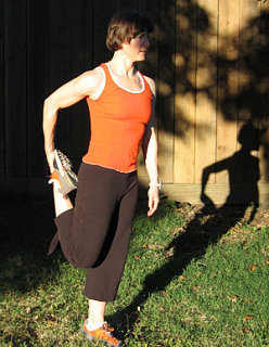Stretch It: Easy Quad Stretch