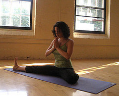How to Do Beginner's Gate Yoga Pose How to Do Beginner's Gate Yoga Pose
