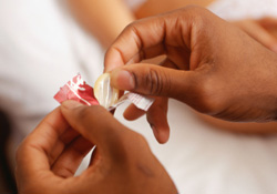 Male Condoms: Pros and Cons