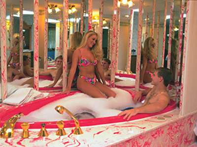 honeymoon_heart_jacuzzi honeymoon_heart_jacuzzi