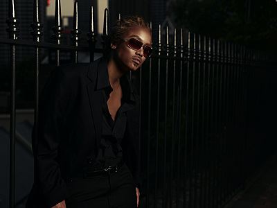 806P022_Tyra 806P022_Tyra