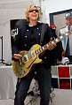 Ellen to Host "Idol Gives Back"