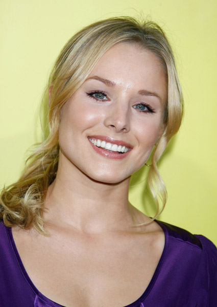 Kristen Bell is the Newest Hero