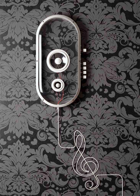 The PLUG + PLAY Wireless Speaker System 