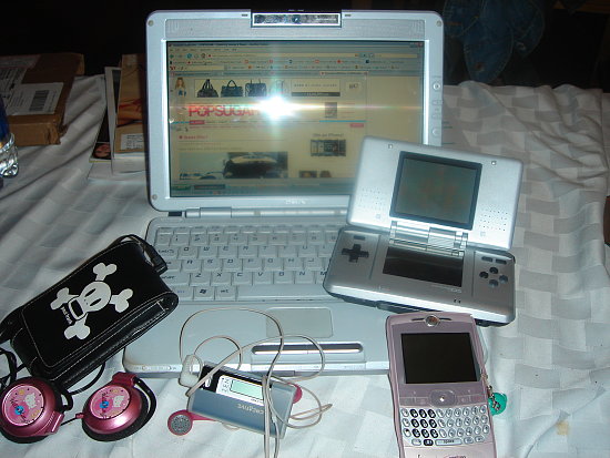 A Hello Kitty Fan Shows Us Her Fave Gadgets!