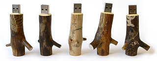Wood Memory Sticks: Nature Meets Office