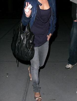 Match The Celeb With The Cell Phone Match The Celeb With The Cell Phone