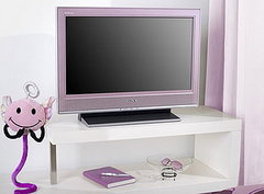 The Cosmo Pink Bravia TV: Love It or Leave It? 