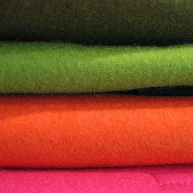 felt-laptop-3 felt-laptop-3