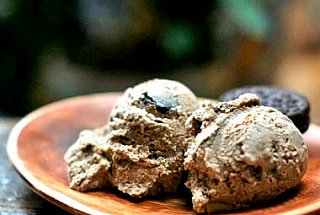 Yummy Link: Coffee Oreo Rum Ice Cream