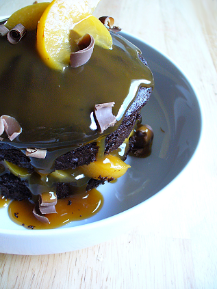 Yummy Link: Warm Chocolate Cake with Brandy Soaked Apricots Yummy Link: Warm Chocolate Cake with Brandy Soaked Apricots